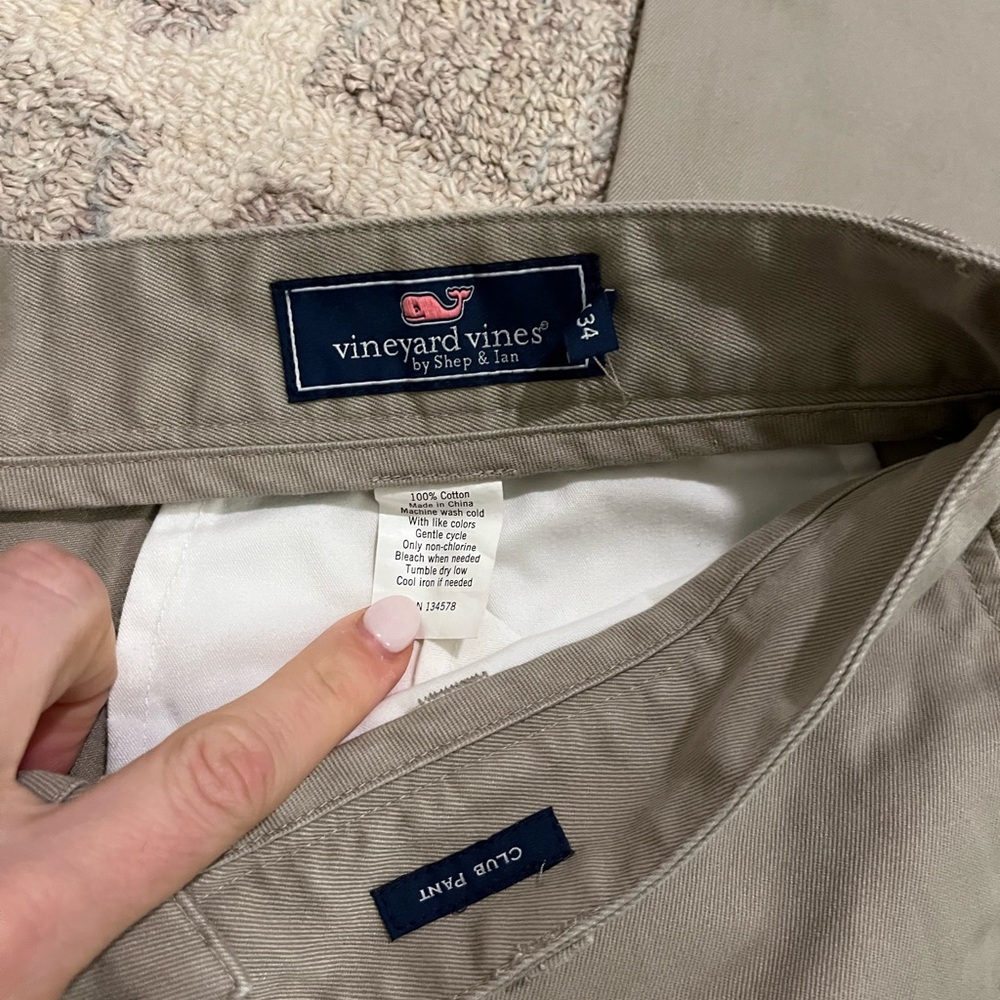 Vineyard Vines Men's Khaki club pant